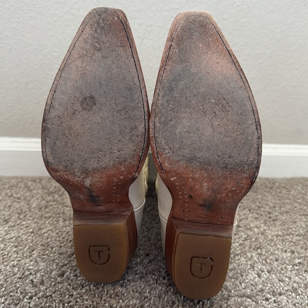 Tecovas “The Annie” Bone Cowhide - Picture 8 of 9